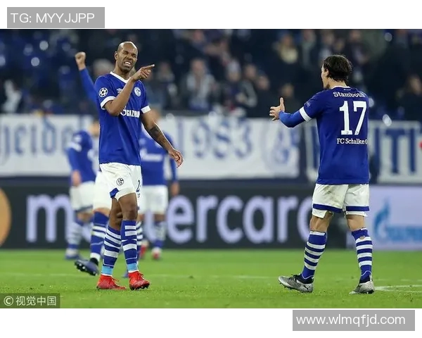 罗森博与巴特激战在即球迷期待精彩对决与赛季新篇章 罗森博与巴特激战在即球迷期待精彩对决与赛季新篇章