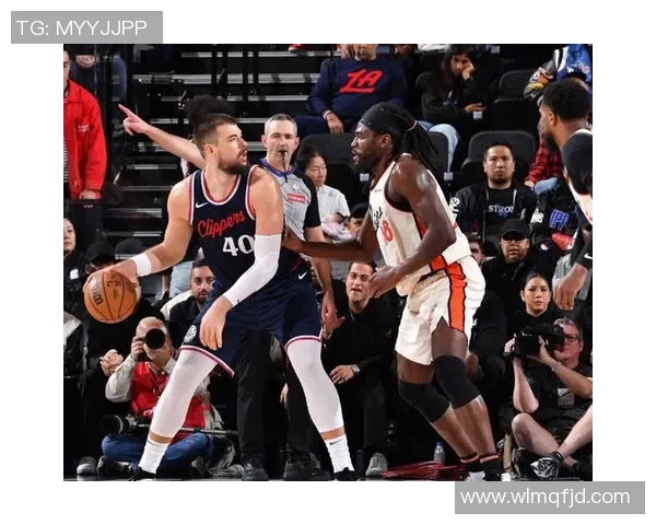 快船与活塞精彩对决在线直播全程回放与赛后分析