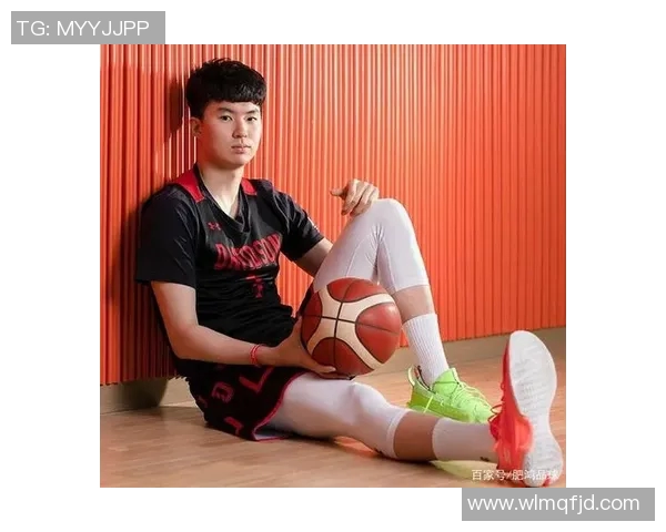 郭昊文:从青涩少年到篮球场上的璀璨明星之路与未来展望 郭昊文:从青涩少年到篮球场上的璀璨明星之路与未来展望